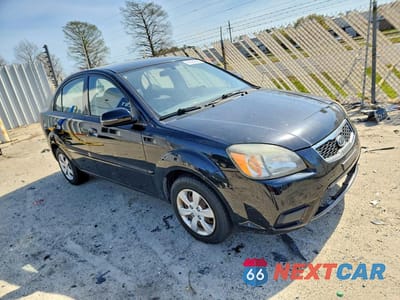 Czwarte zdjęcie samochodu z boku: 2010 KIA RIO BASE VIN:KNADH4A33A6651662 - miniatura