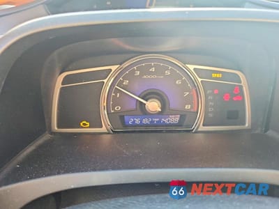 Zdjęcie 9 z 11 samochodu: 2009 ACURA CSX VIN:2HHFD56599H201612 - miniatura