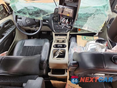 Zdjęcie 8 z 14 samochodu: 2018 DODGE GRAND CARAVAN SXT VIN:2C4RDGCG3JR208295 - miniatura