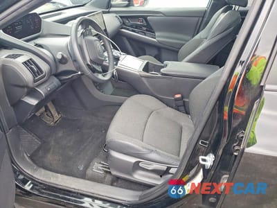 Zdjęcie 7 z 13 samochodu: 2023 TOYOTA BZ4X XLE VIN:JTMABACA1PA015295 - miniatura