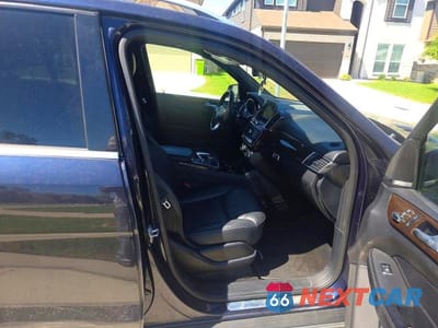 Piąte zdjęcie samochodu w środku: 2017 MERCEDES-BENZ GLE 350 VIN:4JGDA5JB2HA940636 - miniatura