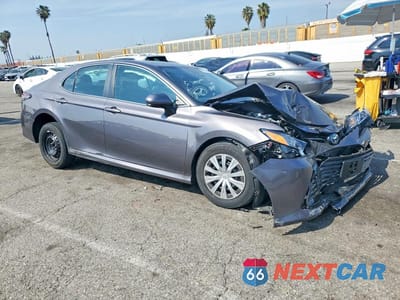 Czwarte zdjęcie samochodu z boku: 2023 TOYOTA CAMRY HYBRID LE VIN:4T1C31AK7PU605660 - miniatura