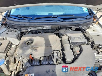 Zdjęcie 11 z 13 samochodu: 2015 HYUNDAI SONATA SPORT VIN:5NPE34AF5FH072413 - miniatura
