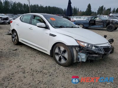 Czwarte zdjęcie samochodu z boku: 2013 KIA OPTIMA HYBRID EX VIN:KNAGM4AD0D5058109 - miniatura