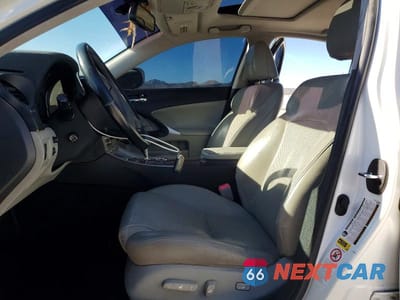 Zdjęcie 7 z 11 samochodu: 2007 LEXUS IS 250 BASE VIN:JTHBK262972040534 - miniatura