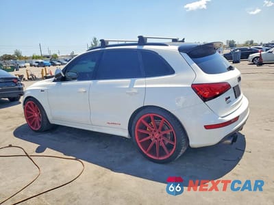 Drugie zdjęcie samochodu z przodu: 2014 AUDI SQ5 PREMIUM PLUS VIN:WA1CGAFP9EA129613 - miniatura