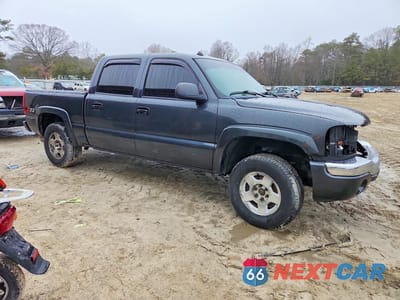 Czwarte zdjęcie samochodu z boku: 2005 GMC NEW SIERRA K1500 VIN:2GTEK13T451250428 - miniatura