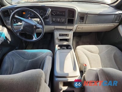 Zdjęcie 8 z 13 samochodu: 2001 GMC YUKON XL VIN:3GKFK16TX1G149125 - miniatura