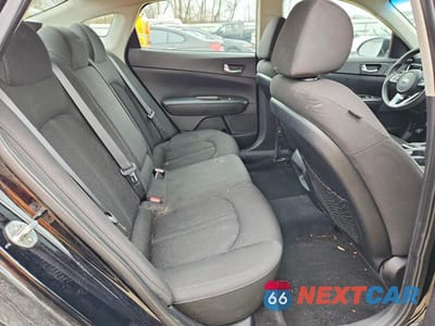 Zdjęcie 10 z 12 samochodu: 2019 KIA OPTIMA LX VIN:5XXGT4L33KG338464 - miniatura