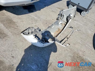 Zdjęcie 13 z 14 samochodu: 2011 CHEVROLET TAHOE K1500 LS VIN:1GNSKAE04BR231376 - miniatura