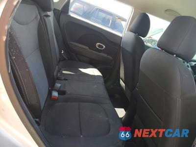 Zdjęcie 10 z 11 samochodu: 2018 KIA SOUL + VIN:KNDJP3A52J7591663 - miniatura