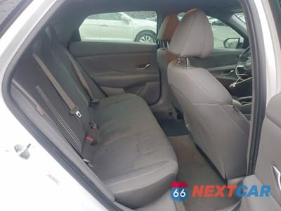 Zdjęcie 10 z 12 samochodu: 2024 HYUNDAI ELANTRA SEL VIN:KMHLM4DG3RU755936 - miniatura
