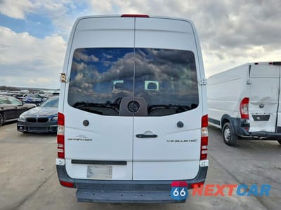 Zdjęcie 6 z 12 samochodu: 2015 MERCEDES BENZ SPRINTER DELIVERY VAN VIN:WDZPE7CC7FP125639 - miniatura