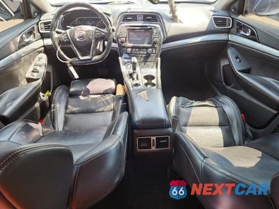 Zdjęcie 8 z 12 samochodu: 2017 NISSAN MAXIMA 3.5 SL VIN:1N4AA6AP9HC456904 - miniatura