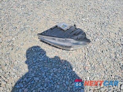 Zdjęcie 12 z 12 samochodu: 2011 MERCEDES-BENZ SL 550 VIN:WDBSK7BA6BF163008 - miniatura