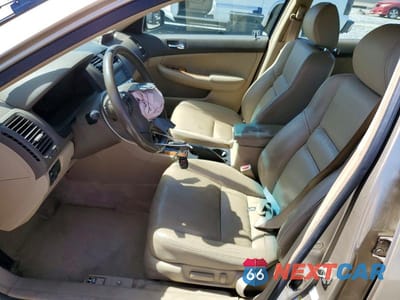 Zdjęcie 7 z 12 samochodu: 2003 HONDA ACCORD EX VIN:1HGCM66523A008284 - miniatura