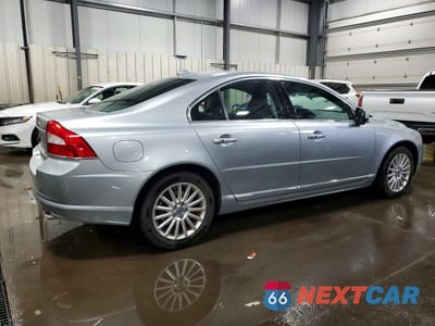 Trzecie zdjęcie samochodu z tyłu: 2013 VOLVO S80 3.2 VIN:YV1952AS3D1167709 - miniatura