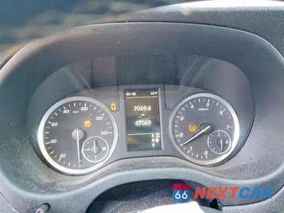 Zdjęcie 9 z 12 samochodu: 2022 MERCEDES-BENZ METRIS VIN:W1YV0BEY4N4173256 - miniatura