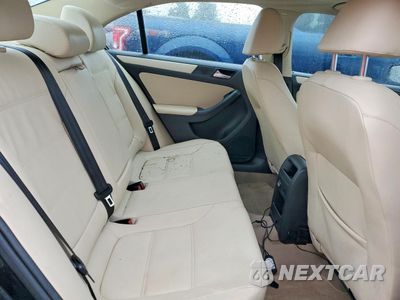 Zdjęcie 10 z 13 samochodu: 2012 VOLKSWAGEN JETTA SE VIN:3VWDP7AJ9CM455344 - miniatura