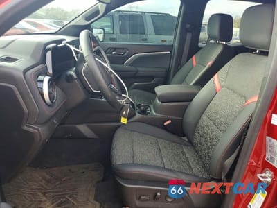 Zdjęcie 7 z 11 samochodu: 2023 CHEVROLET COLORADO Z71 VIN:1GCPTDEK7P1218805 - miniatura