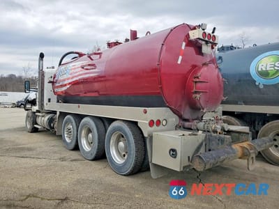 Trzecie zdjęcie samochodu z tyłu: 2019 KENWORTH CONSTRUCTION T880 VIN:1NKZL40X1KJ242911 - miniatura