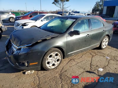 2010 FORD FUSION SE 3FAHP0HA5AR302371 - główne zdjęcie licytacji z USA - miniatura