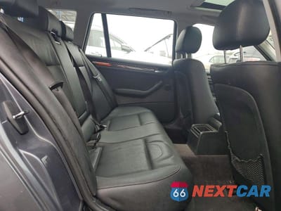 Zdjęcie 10 z 12 samochodu: 2013 BMW 323 I VIN:WBAAR3349YJM02855 - miniatura