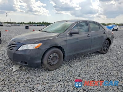 2007 TOYOTA CAMRY LE 4T1BE46KX7U102723 - główne zdjęcie licytacji z USA - miniatura