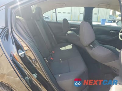 Zdjęcie 10 z 12 samochodu: 2021 TOYOTA COROLLA LE VIN:JTDEPMAEXMJ147817 - miniatura