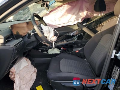 Zdjęcie 7 z 13 samochodu: 2025 KIA K5 LXS VIN:KNAG24J73S5324705 - miniatura