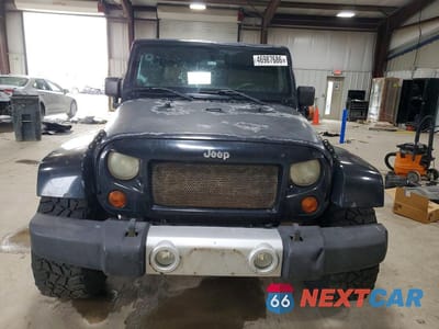 Piąte zdjęcie samochodu w środku: 2012 JEEP WRANGLER UNLIMITED SAHARA VIN:1C4BJWEG6CL191585 - miniatura