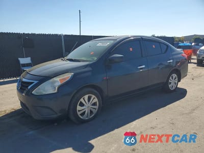 2015 NISSAN VERSA 1.6 SV 3N1CN7AP8FL823969 - główne zdjęcie licytacji z USA - miniatura