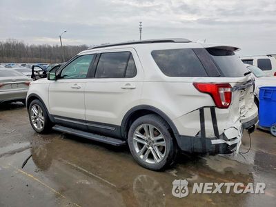 Trzecie zdjęcie samochodu z tyłu: 2017 FORD EXPLORER XLT VIN:1FM5K8D83HGC75603 - miniatura