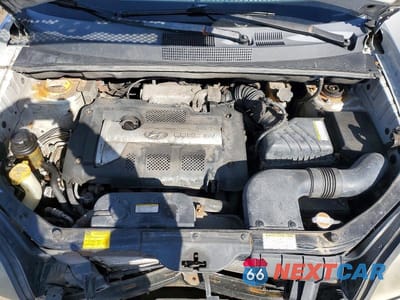 Zdjęcie 11 z 13 samochodu: 2005 HYUNDAI TUCSON GL VIN:KM8JM12B65U172400 - miniatura