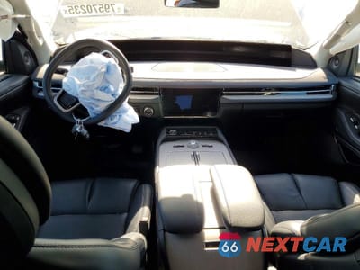 Zdjęcie 8 z 13 samochodu: 2025 LINCOLN NAVIGATOR L RESERVE VIN:5LMJJ3LG5SEL14169 - miniatura