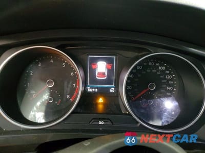 Zdjęcie 9 z 13 samochodu: 2018 VOLKSWAGEN TIGUAN SE VIN:3VV2B7AX6JM066110 - miniatura
