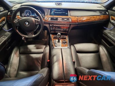 Zdjęcie 8 z 12 samochodu: 2014 BMW 750 LI VIN:WBAYE8C53ED135609 - miniatura