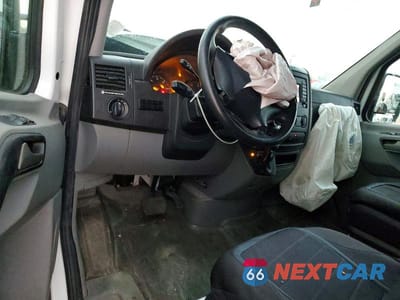 Zdjęcie 8 z 11 samochodu: 2017 MERCEDES BENZ SPRINTER 3500 DELIVERY VAN VIN:WD3PF0CD7HP538221 - miniatura