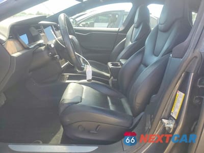 Zdjęcie 7 z 12 samochodu: 2019 TESLA MODEL S VIN:5YJSA1E26KF332471 - miniatura