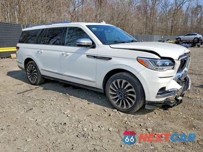 Czwarte zdjęcie samochodu z boku: 2022 LINCOLN NAVIGATOR L BLACK LABEL VIN:5LMJJ3TT2NEL08413 - miniatura