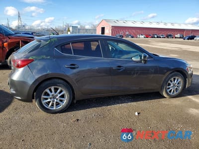 Trzecie zdjęcie samochodu z tyłu: 2017 MAZDA 3 TOURING VIN:3MZBN1L72HM128223 - miniatura