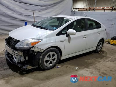 2014 TOYOTA PRIUS FOUR JTDKN3DU0E0389755 - główne zdjęcie licytacji z USA - miniatura