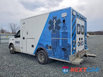 Drugie zdjęcie samochodu z przodu: 2022 FORD ECONOLINE E350 SUPER DUTY CUTAWAY VAN VIN:1FDWE3FN2NDC22003 - miniatura