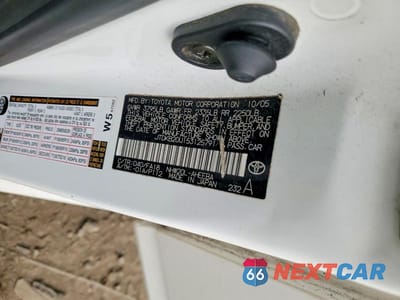 Zdjęcie 12 z 12 samochodu: 2005 TOYOTA PRIUS BASE VIN:JTDKB20U153125791 - miniatura