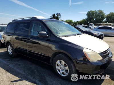 Czwarte zdjęcie samochodu z boku: 2008 KIA SEDONA LX VIN:KNDMB233686241664 - miniatura