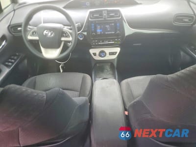 Zdjęcie 8 z 12 samochodu: 2018 TOYOTA PRIUS TWO VIN:JTDKBRFU6J3062617 - miniatura