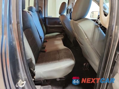 Zdjęcie 10 z 12 samochodu: 2013 RAM 1500 SLT VIN:1C6RR7GT3DS688101 - miniatura