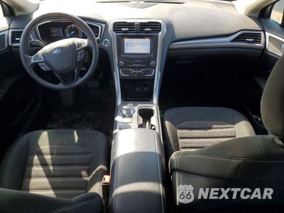 Zdjęcie 8 z 12 samochodu: 2019 FORD FUSION SE VIN:3FA6P0LU7KR197455 - miniatura