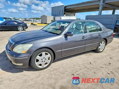 2004 LEXUS LS 430 BASE JTHBN36F440165772 - główne zdjęcie licytacji z USA - miniatura
