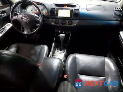 Zdjęcie 8 z 12 samochodu: 2002 TOYOTA CAMRY SE V6 VIN:4T1BF30K72U003219 - miniatura